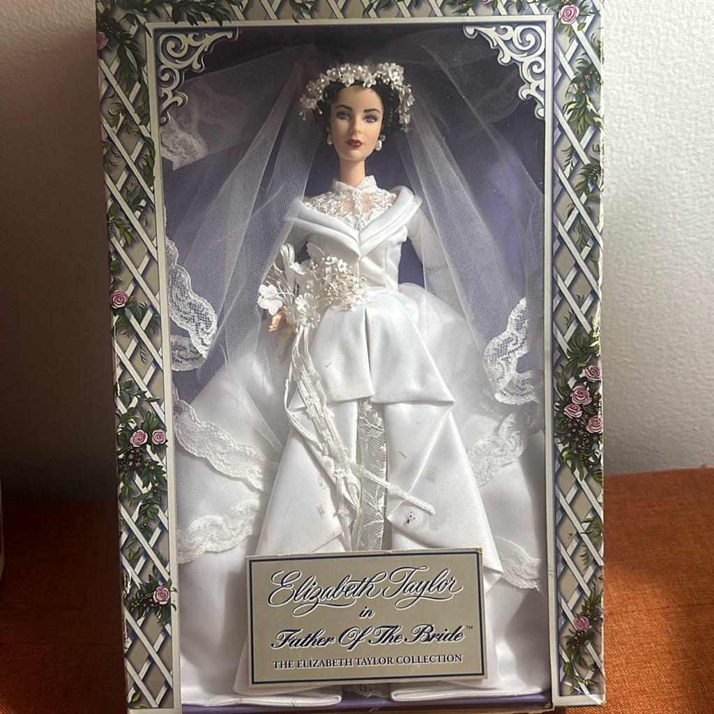 Vintage Elizabeth Taylor Collection Vintage Elizabeth Taylor Collection